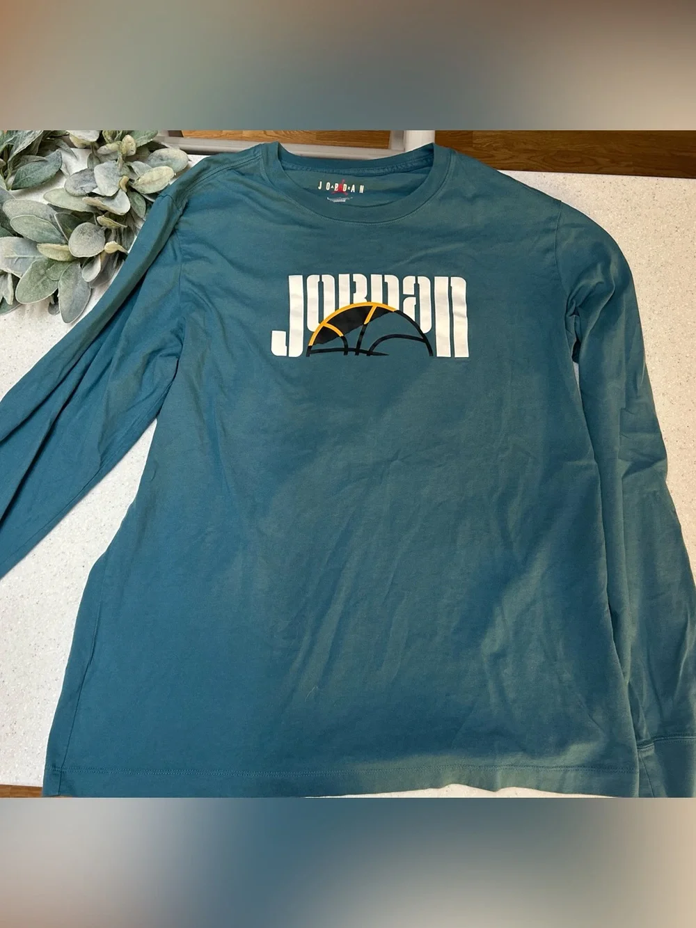 ✨ Jordan Teal Basketball Logo Long Sleeve T Shirt Men’s Large